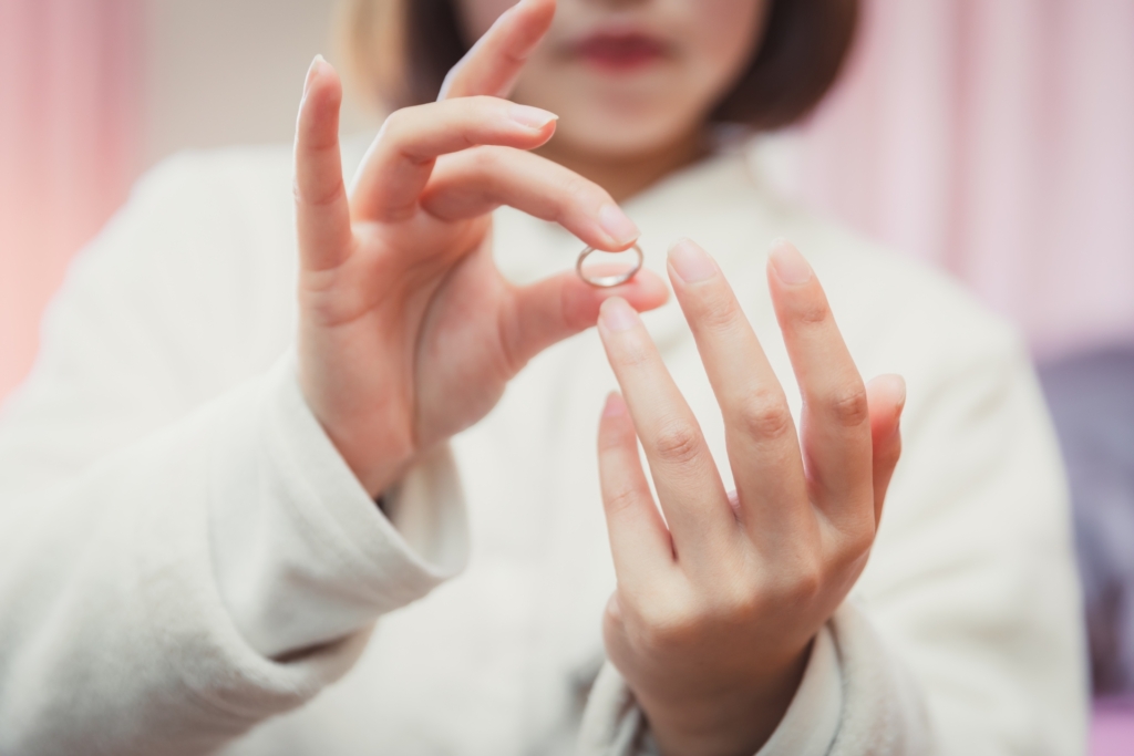 離婚した父親が死亡…まず何をすべき？