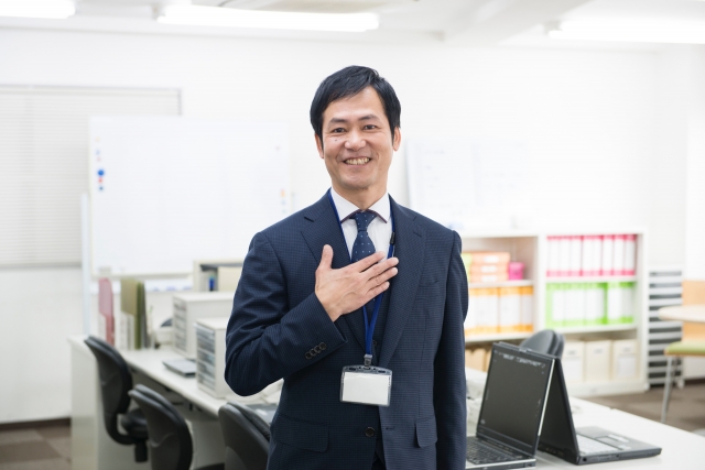 古物商の資格をスムーズに取得するには行政書士に依頼しよう