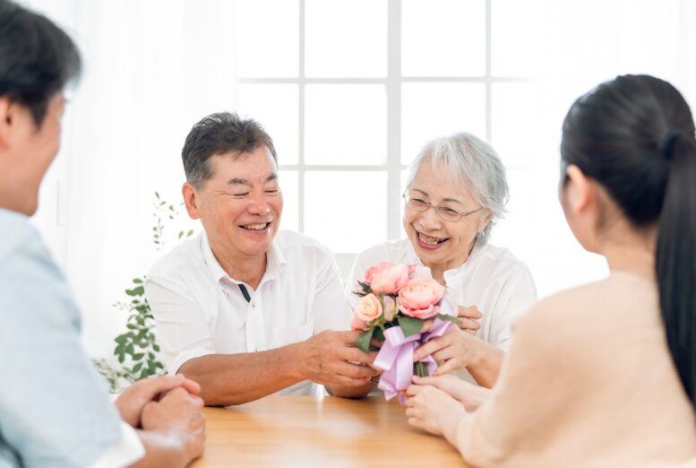 古物商の管理者は家族でもいいの？適任者の選び方とは