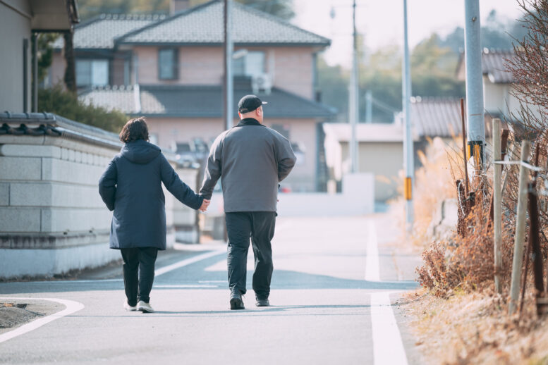 古物商を夫婦で共同経営できるのか？