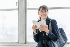 英語の教材費の扱いと中途解約時の注意点